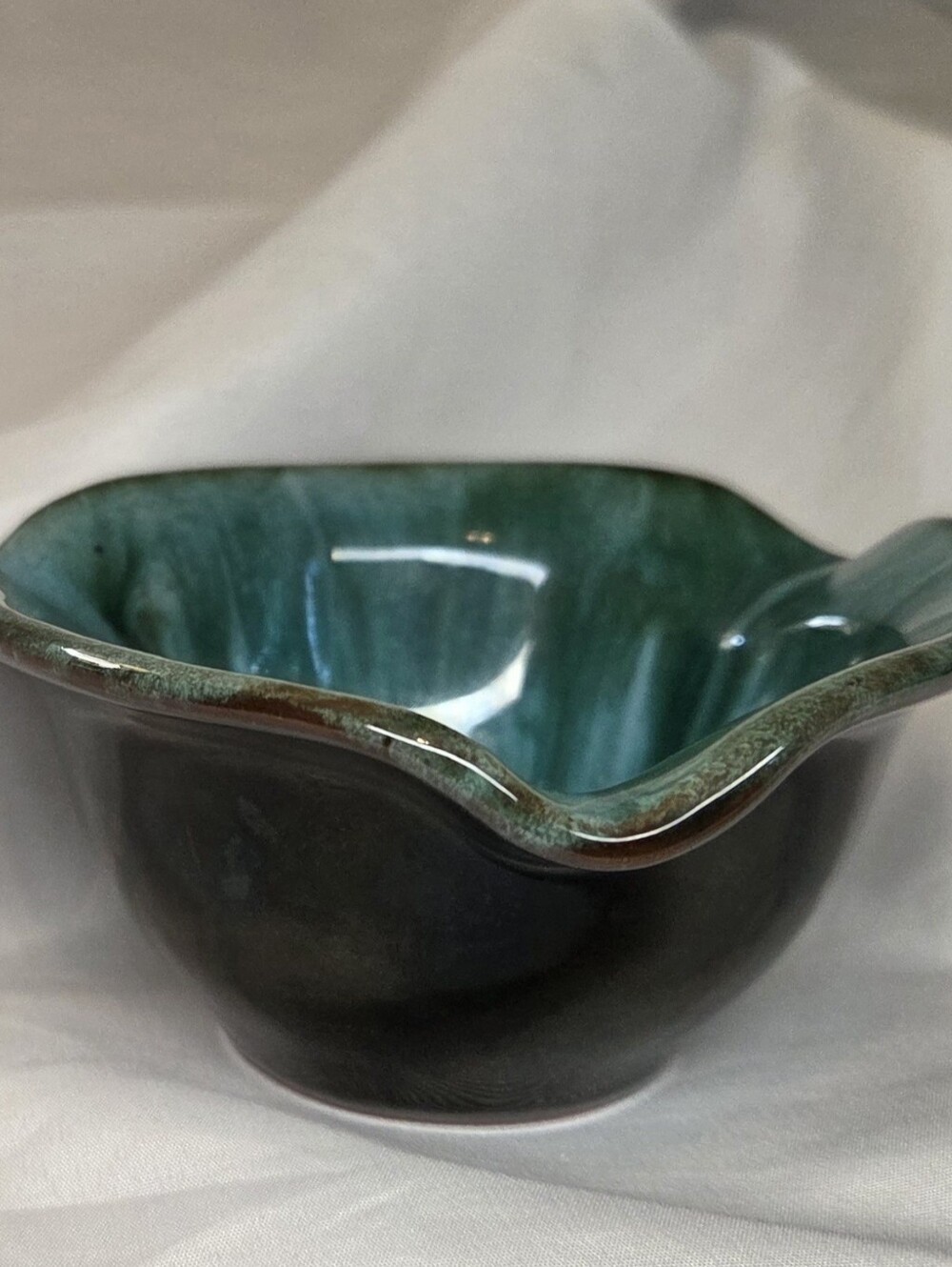 BC35 Vintage ” Blue Mountain Pottery Canada” Bowl Shaped Ashtray.